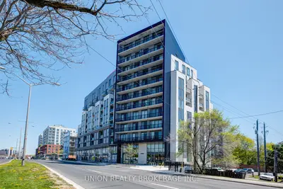 Condo Apartment in Toronto