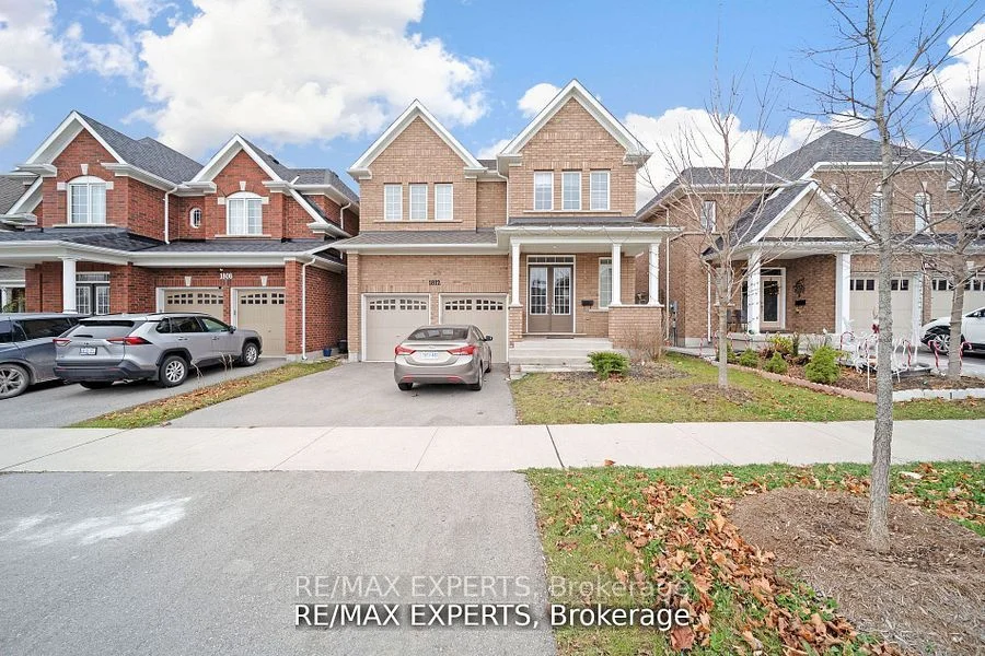 1812 Grandview Street, Oshawa, ON L1K 0Y2
