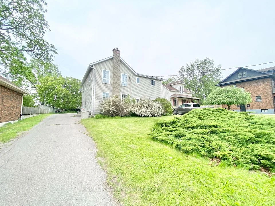 292 William Street E 4, Oshawa, ON L1G 1K8