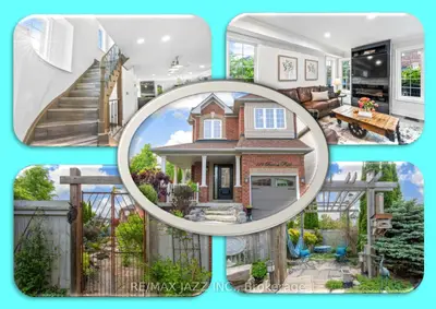 Detached in Whitby