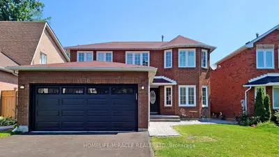 Detached in Pickering