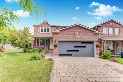 Detached in Toronto