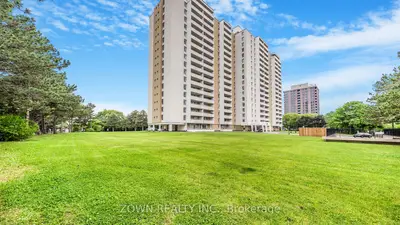 Condo Apartment in Toronto