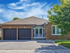 61 Garden Street In Between, Whitby, ON L1N 9E7