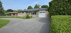 316 Rossland Road W upper, Oshawa, ON L1J 3G5