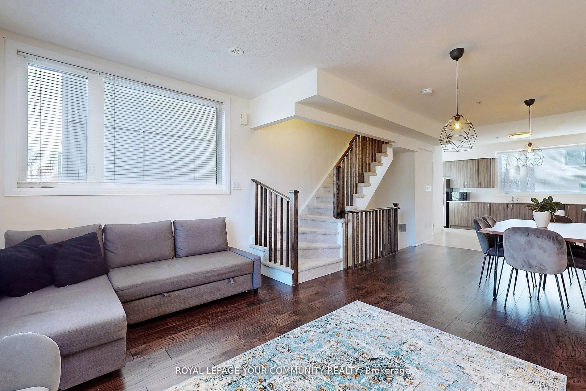 Condo Townhouse in Pickering