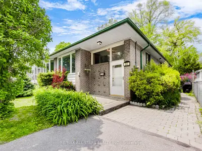 Semi-Detached in Toronto