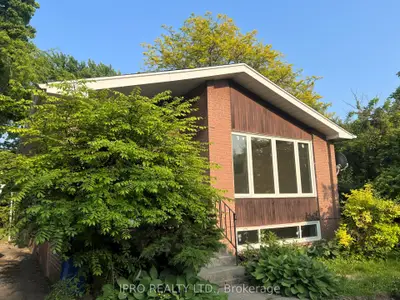 Detached in Pickering