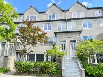 Condo Townhouse in Toronto