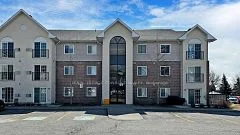 Condo Apartment in Clarington