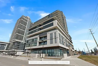 Condo Apartment in Pickering