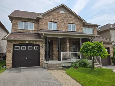 Semi-Detached in Whitby