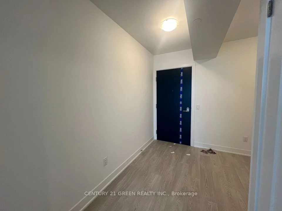 2545 Simcoe Street N 1621, Oshawa, ON L1L 0W3