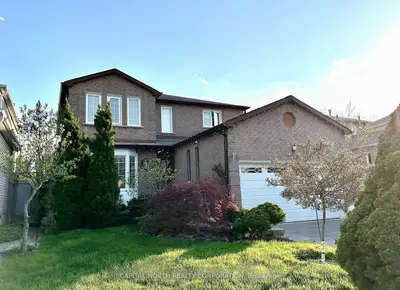 Detached in Pickering
