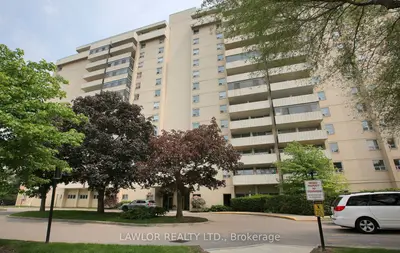 Condo Apartment in Toronto