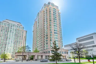 Condo Apartment in Toronto