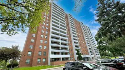 Condo Apartment in Toronto