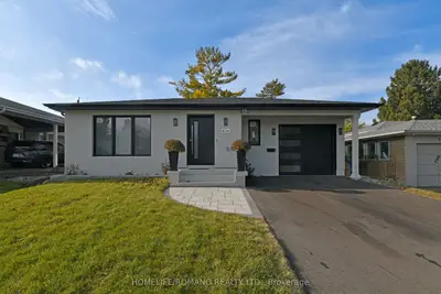 Detached in Pickering