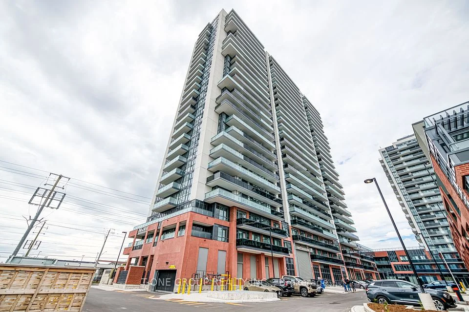 2545 Simcoe Street N 1909, Oshawa, ON L1H 7K4