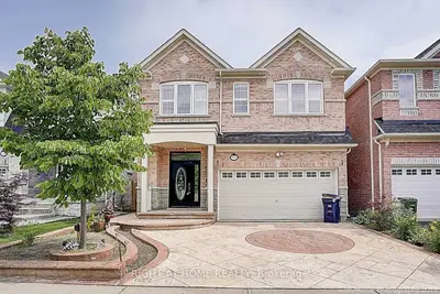 Detached in Toronto