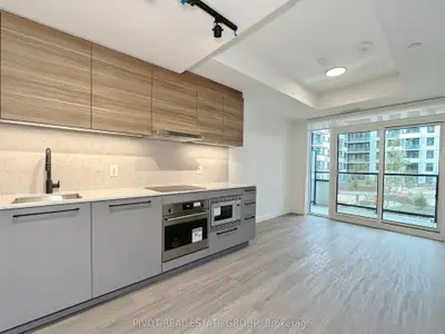 Condo Apartment in Toronto