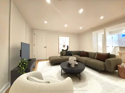 Detached in Pickering