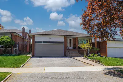 Detached in Toronto