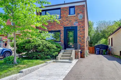 Detached in Toronto