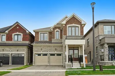 Detached in Pickering