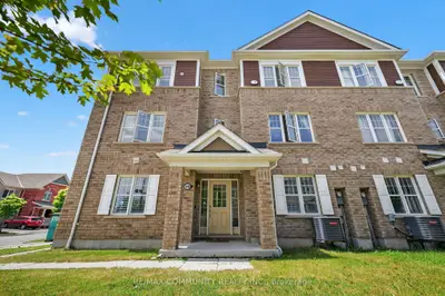 Att/Row/Townhouse in Pickering