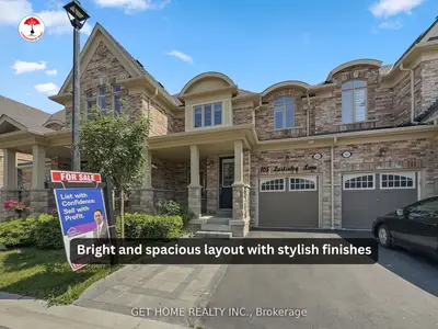 Att/Row/Townhouse in Ajax