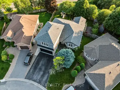 Detached in Oshawa