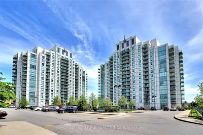 Condo Apartment in Toronto