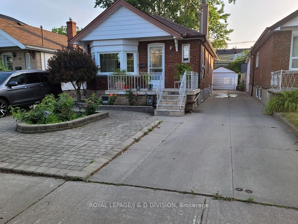 74 Inwood Avenue Basement A, Toronto E03, On M4j 3y5