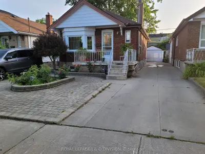 Detached in Toronto