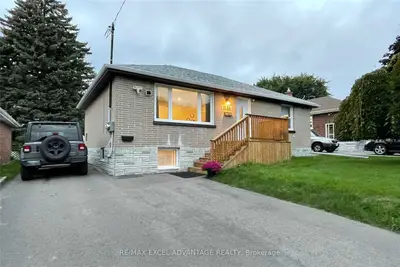 Detached in Oshawa