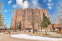 2466 Eglinton Avenue E 1610, Toronto E08, ON M1K 5J8