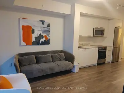 Condo Apartment in Toronto
