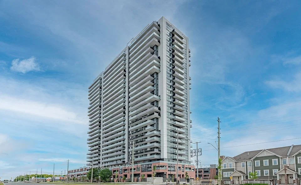2545 Simcoe Street N 2005, Oshawa, ON L1L 0W3