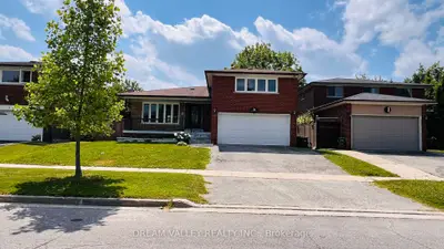 Detached in Toronto