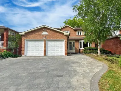 Detached in Toronto