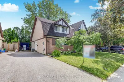 Semi-Detached in Oshawa