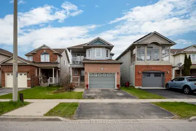 Detached in Oshawa