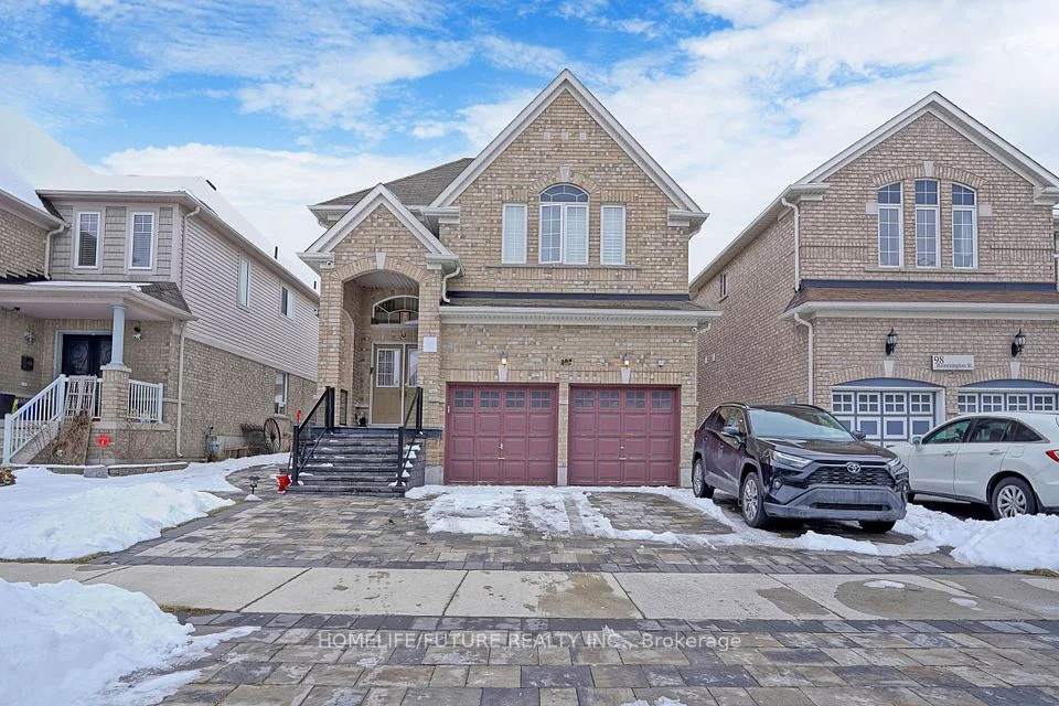 102 Remmington Street, Clarington, ON L1C 0J8