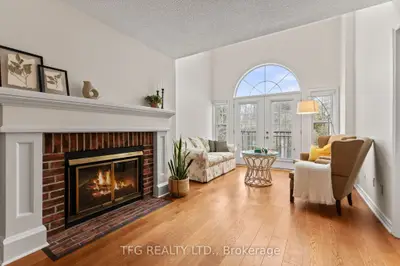 Condo Townhouse in Clarington