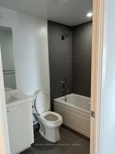 Condo Apartment in Oshawa