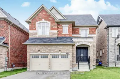 Detached in Clarington