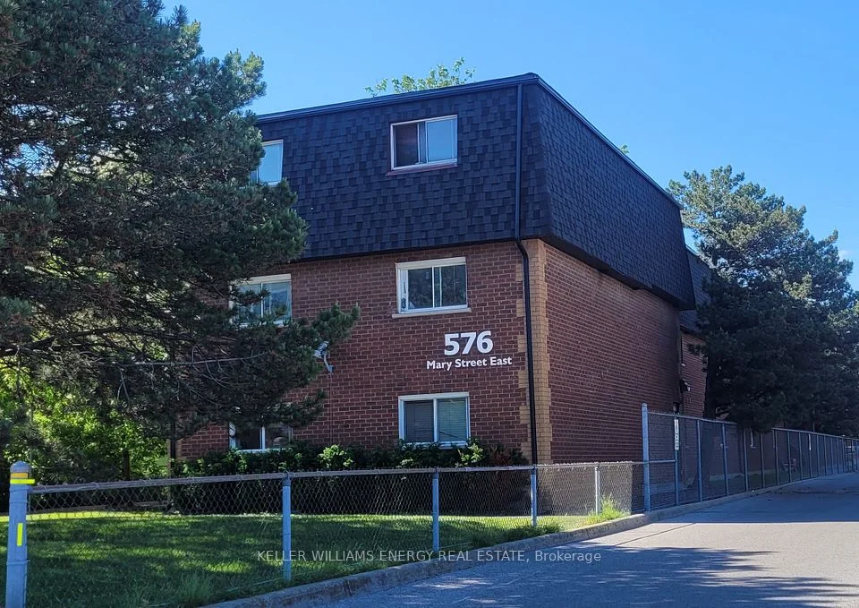 576 Mary Street E 107, Whitby, ON L1N 2R3