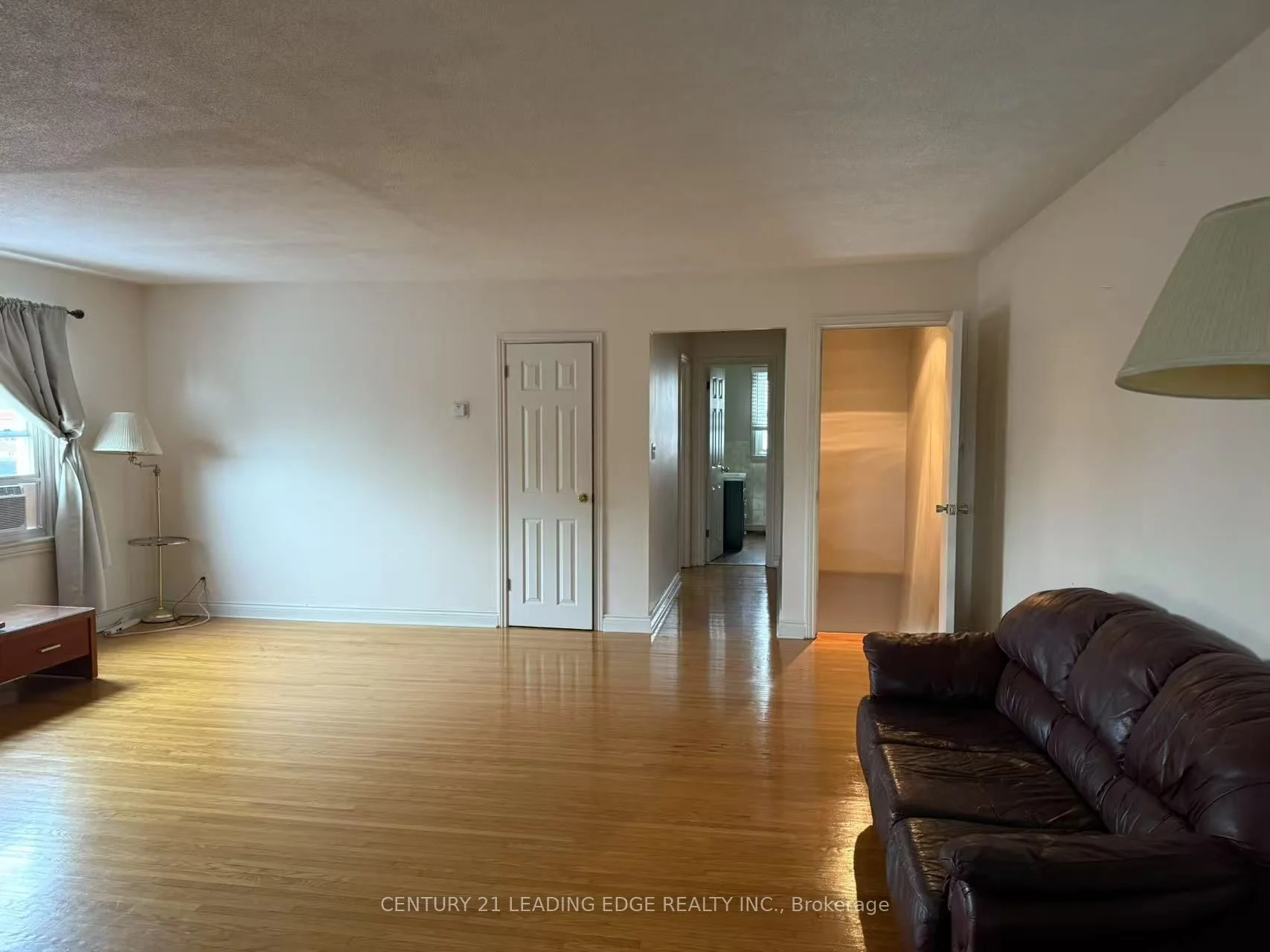364 Wilson Road S 2nd Floor, Oshawa, ON L1H 6C7