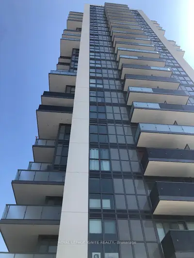 Condo Apartment in Oshawa